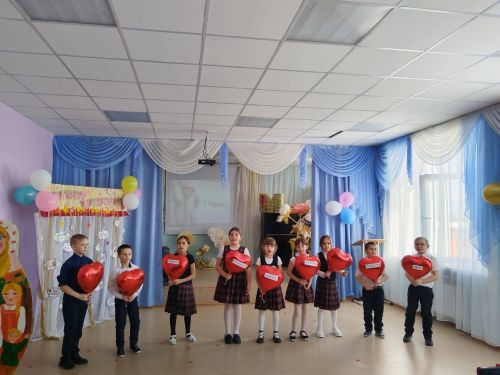К Международному женскому дню в Лаишевском районе подготовили яркую концертную программу