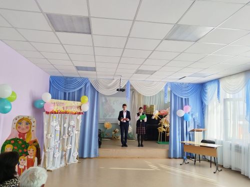 К Международному женскому дню в Лаишевском районе подготовили яркую концертную программу