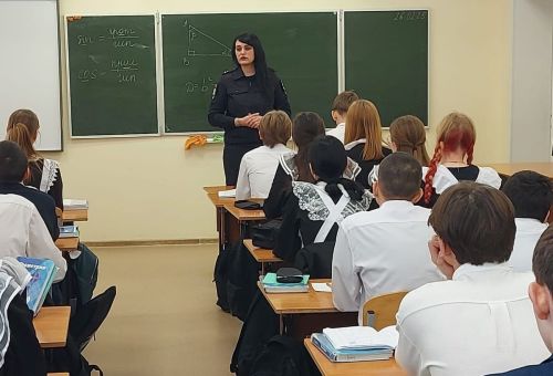 Лаишевских школьников познакомили с законодательством