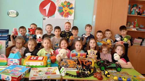 Нацпроект «Молодёжь и дети»: В Лаишевском районе собрали игрушки для нуждающихся