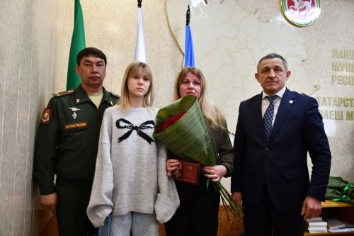 Восемь погибших участников СВО из Лаишевского района посмертно награждены орденами мужества