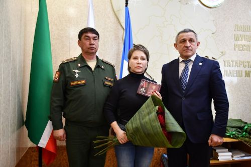 Восемь погибших участников СВО из Лаишевского района посмертно награждены орденами мужества