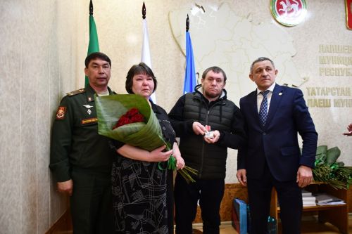 Восемь погибших участников СВО из Лаишевского района посмертно награждены орденами мужества