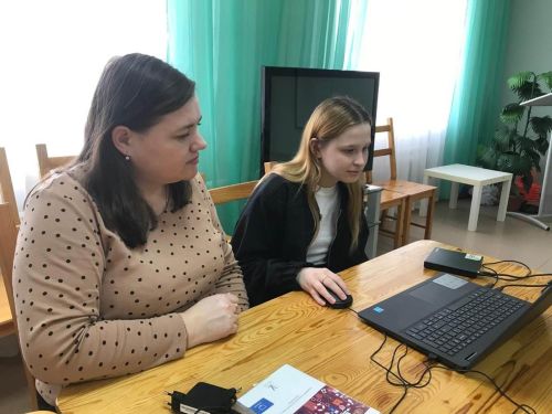 Лаеш муниципаль районында «Алтын көз» халыкка социаль хезмәт күрсәтү комплекслы үзәге белгечләре яшүсмерләргә һөнәри юнәлеш бирү буенча мөһим эшне дәвам итәләр