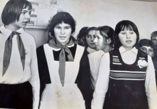 Бүген 19 май — Пионерия көне