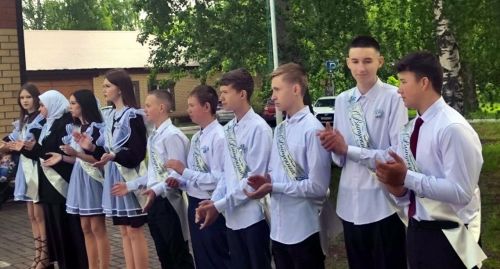 В Лаишевском районе звенит Последний звонок