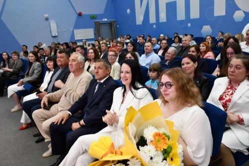 Последний звонок у девятиклассников лицея «Инноватика»: праздник на пороге взрослой жизни
