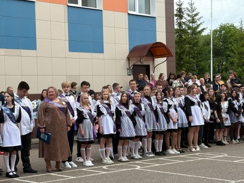 Последний звонок в Лаишевской гимназии №1