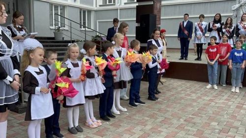 Соңгы кыңгырау Лаешның 2 нче мәктәбендә яңгырады