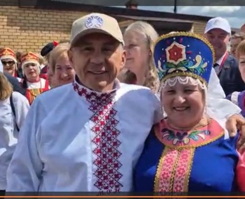 На Каравон прибыл Раис Республики Татарстан Рустам Минниханов