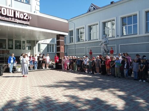 Первый день в лагере: торжественное открытие и начало приключений