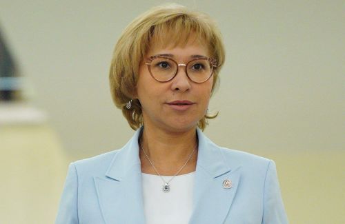 Жители Татарстана могут задать вопросы министру труда РТ Эльмире Зариповой
