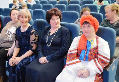 Вопреки прогнозам врачей семья помогла Маше радоваться жизни