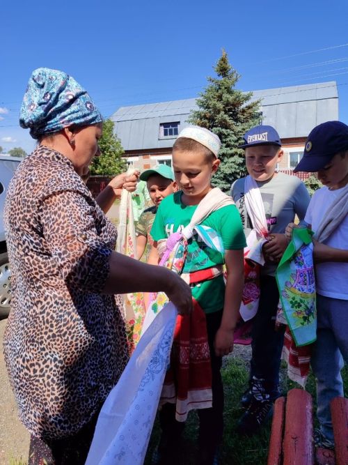 В селе Малые Елги прошел Мини-Сабантуй для детей