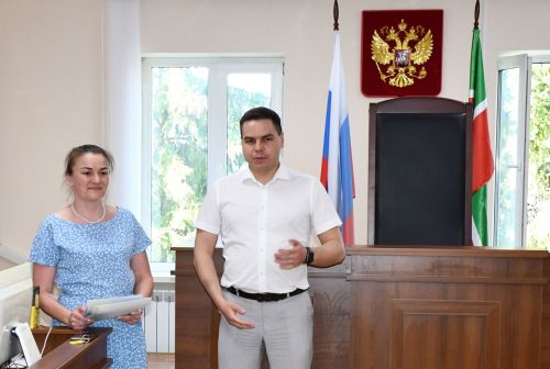 Наградили участников детского конкурса рисунков