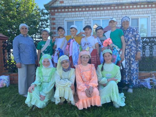 В селе Малые Елги прошел Мини-Сабантуй для детей