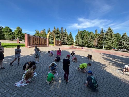 В Лаишеве в День защиты детей вспоминали ПДД и участвовали в квест-игре