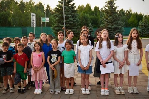 «Парк альпак» и «Тесла-шоу»: как отдыхают дети в Лаишевском районе
