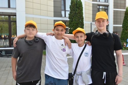 «Парк альпак» и «Тесла-шоу»: как отдыхают дети в Лаишевском районе