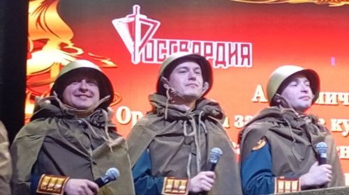 Академический ансамбль песни и пляски войск национальной гвардии РФ выступил перед зрителями в Лаишево