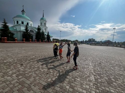 Лето в Никольском:  творчество, спорт и народные игры под открытым небом