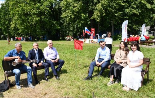 Детский форум в «Липках» затронул взрослые вопросы