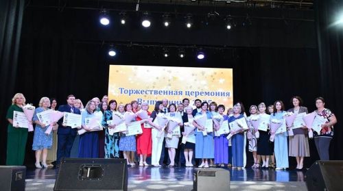 Лаеш районы чыгарылыш сыйныф укучылары: остазлар