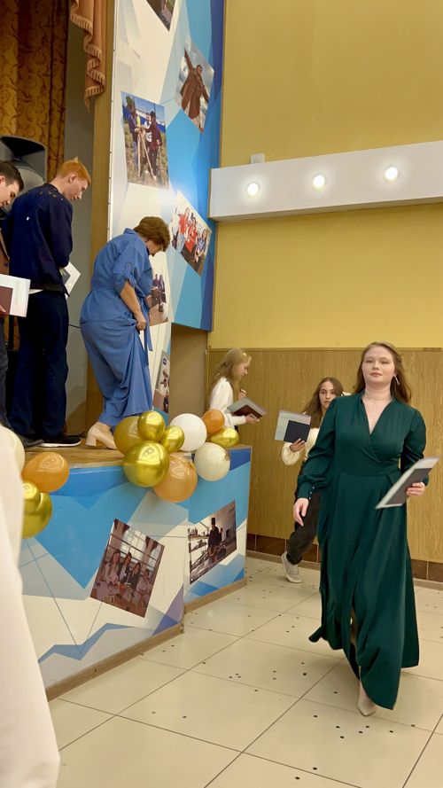 Торжественное событие: выпускники покидают стены техникума