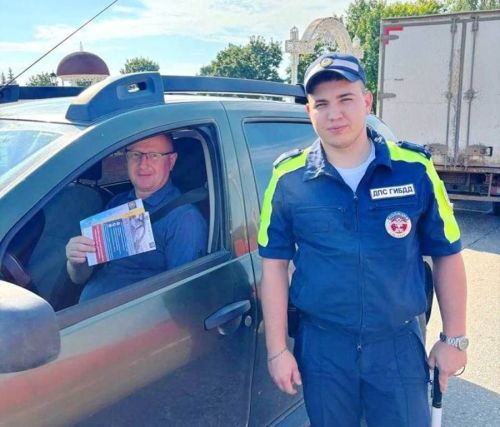 Каешсыз — беркая да! Лаешта юл куркынычсызлыгы  рейды  үткәрделәр