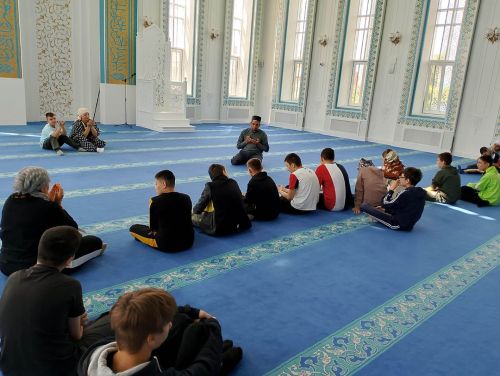 «Ак мәчет «Зәйнәп» Җәмигъ мәчетенә экскурсия
