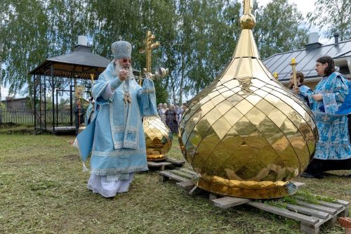 Митрополит Казанский и Татарстанский Кирилл отслужил божественную литургию в Лаишевском районе