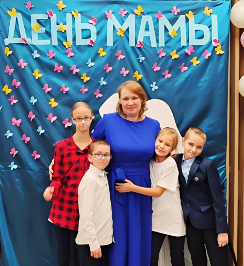 Берегиня большой приемной семьи Никифоровых, часть 2