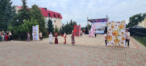 Жители Лаишевского района отмечают день любимого города