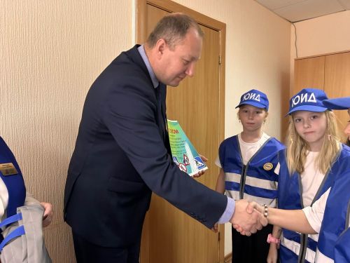 ЮИД отрядларының яшь журналистлары бүләкләр алды