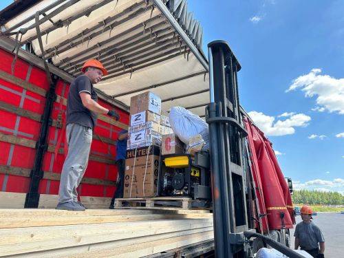 В Лаишевском районе бойцам СВО отправили груз на сумму более 7 миллионов рублей