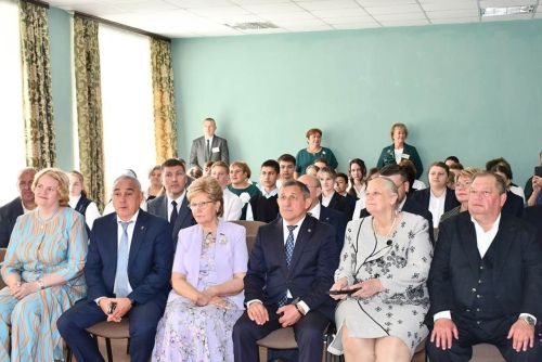 Никольский гимназиясе Лев Толстой исемен алды