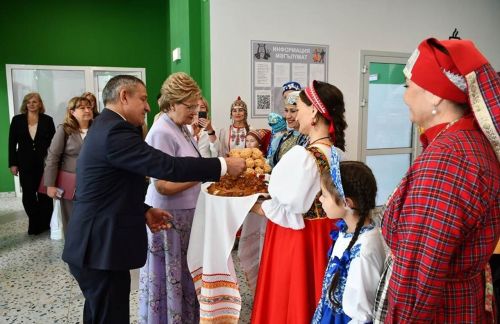 «Бердәм Россия» партиясенең күчмә утырышы Габишев авылының яңа мәдәният йортында узды