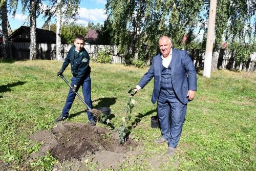 Никольский гимназиясе Лев Толстой исемен алды