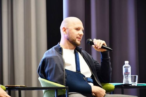 «Бердәм Россия» партиясенең күчмә утырышы Габишев авылының яңа мәдәният йортында узды