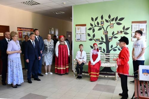 Никольский гимназиясе Лев Толстой исемен алды