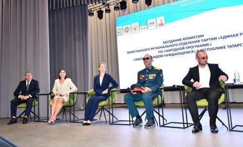 «Бердәм Россия» партиясенең күчмә утырышы Габишев авылының яңа мәдәният йортында узды