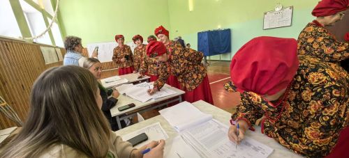 Голосует Орел — с песнями и шутками