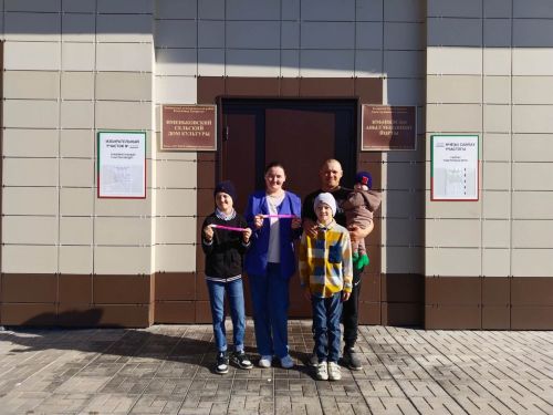 Сәхнәдә дә бердәм чыгыш ясыйлар,  сайлауларга да бердәм килгәннәр