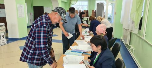 Молодые жители села Сокуры Лаишевского района впервые участвуют в выборах