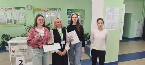 Молодые жители села Сокуры Лаишевского района впервые участвуют в выборах