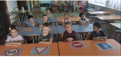 Урок безопасности в детском саду «Березка»: как малыши учатся переходить дорогу правильно
