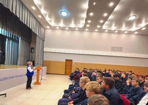 Неделя безопасности движения: Беседа со студентами ЛТЭТ