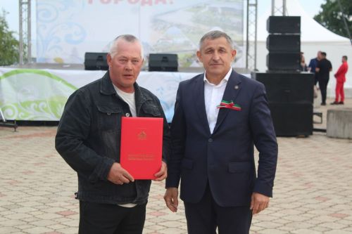 На Дне города лаишевцы получили заслуженные награды