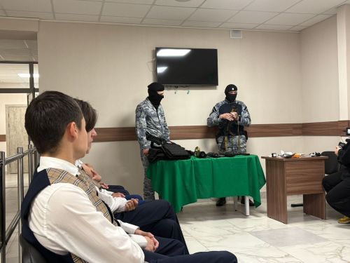 Усады куют кадры: в лицее «Инноватика» открылась «Школа юного пристава»