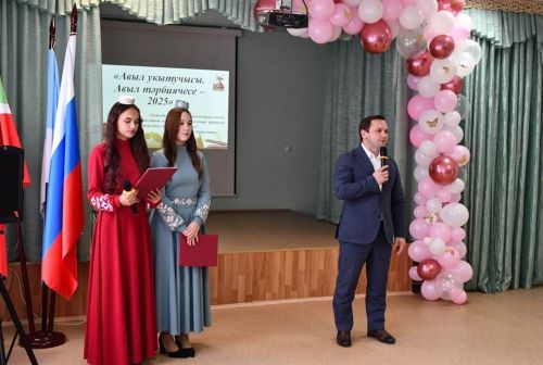 Имәнкискә мәктәбендә «Авыл укытучысы. Авыл тәрбиячесе» дигән темага конкурс үтте